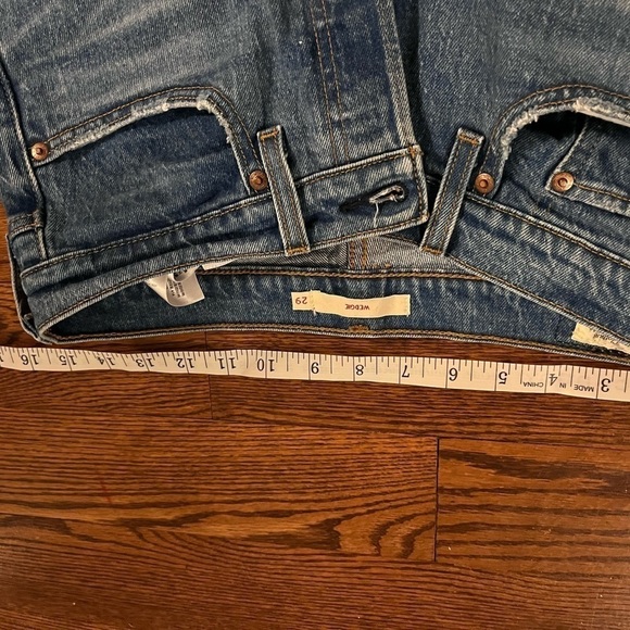 Levi’s wedgie jeans size 29 - Picture 8 of 11